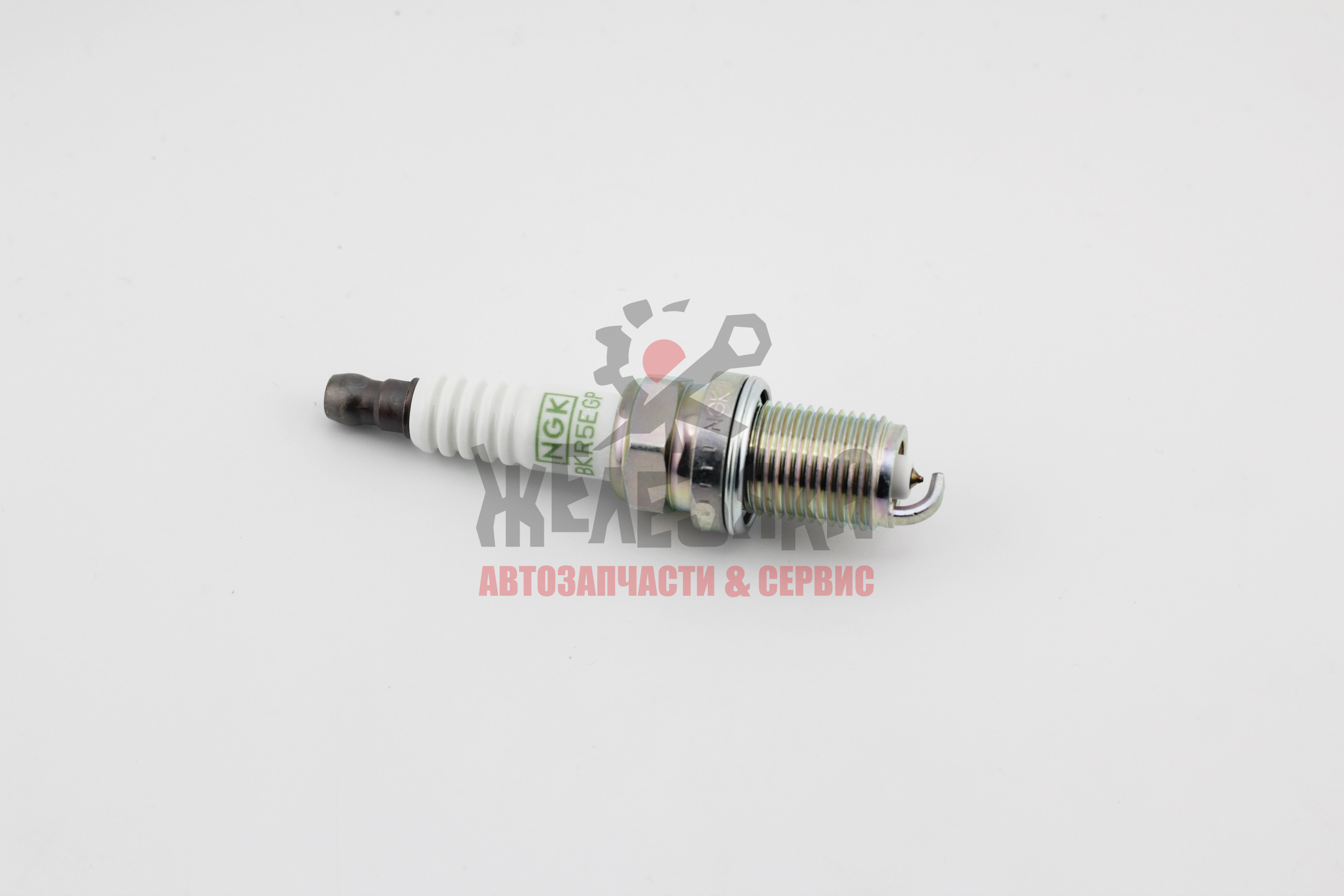 Свеча зажигания платиновая