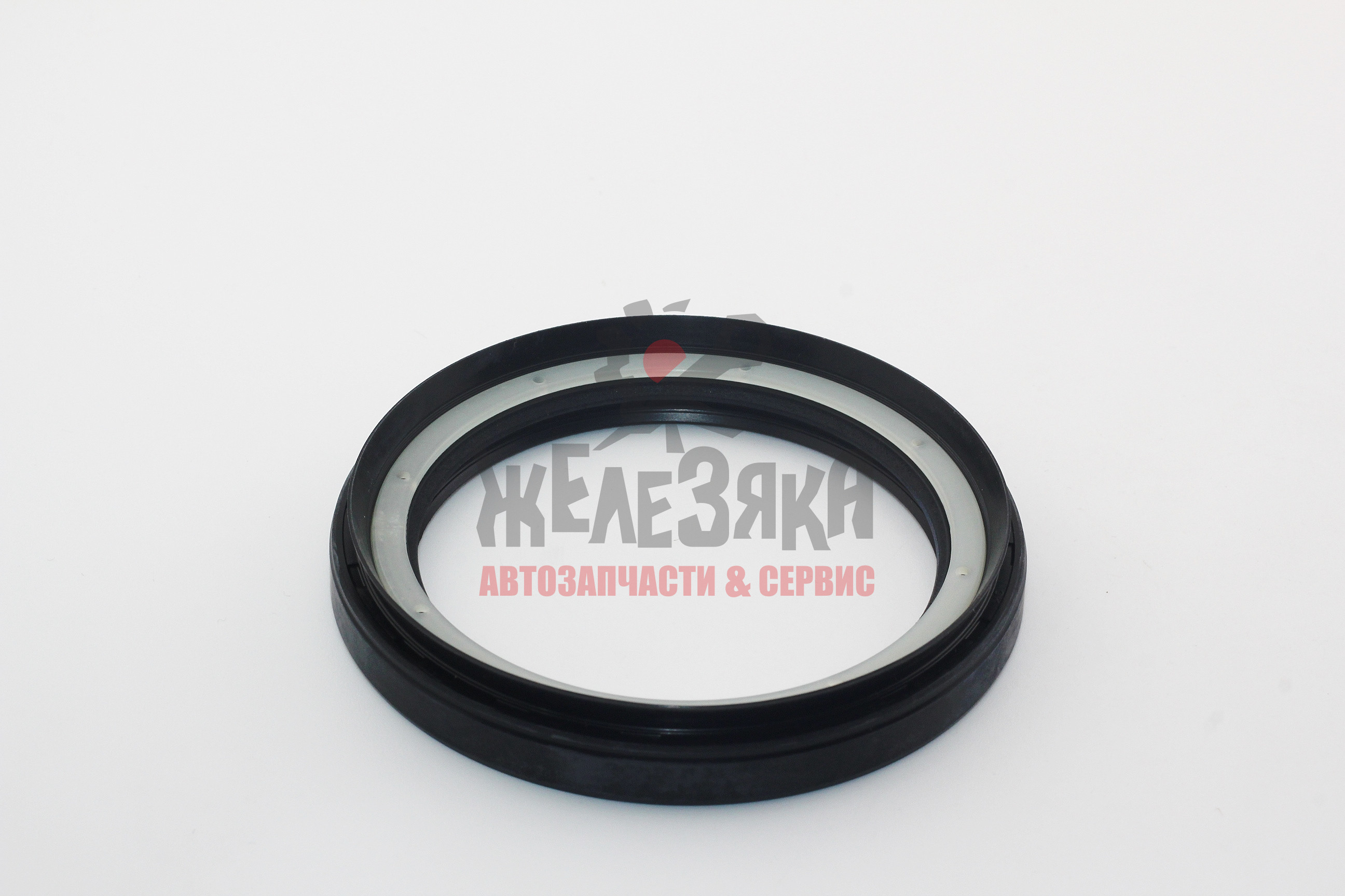 Сальник ступицы передней Pajero 92-99