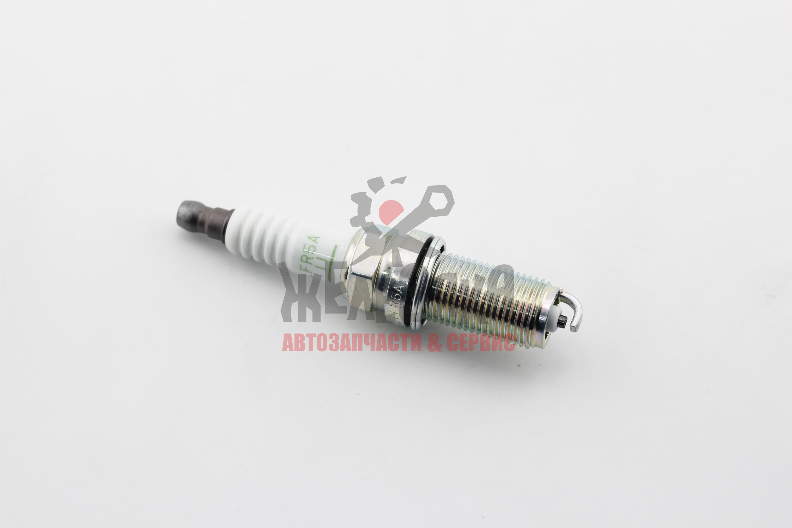 Свеча зажигания